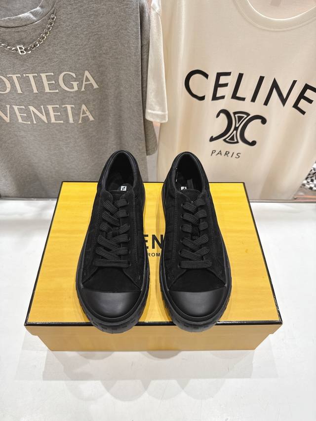 High version factory men's size +10. Couple style The latest hot Fendi Fendi dou