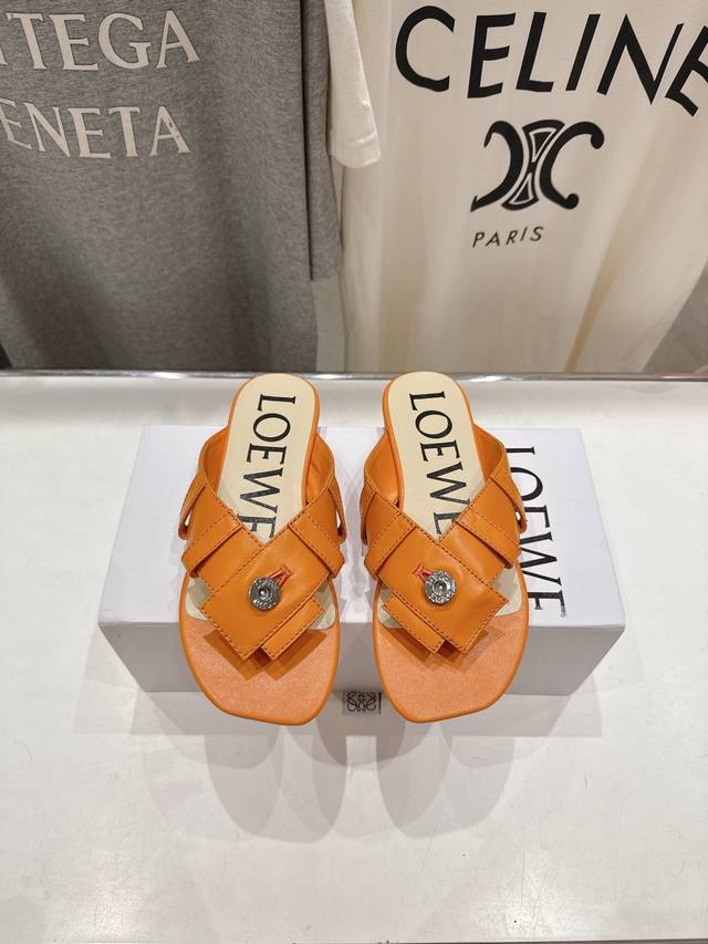 High version factory Loewe 2025 Ss new flat flip-flops beach flip-flops ~ Xiaoho