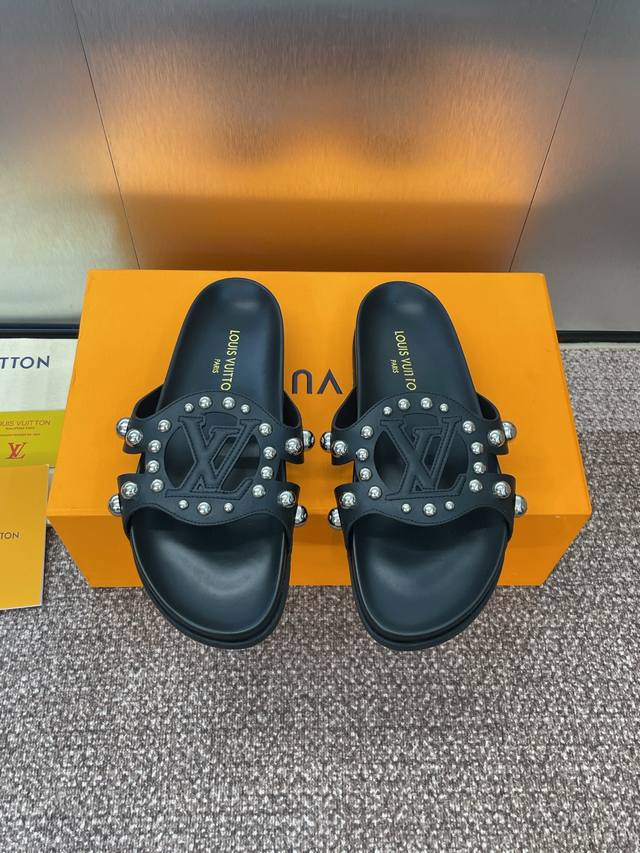 Factory P price P Rivet model Louis Vuitto'2025 spring and summer new thick-sole