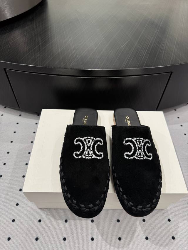 Brand new hot item Fabric: sheep suede Lining: sheepskin Sole: cowhide Elegant s