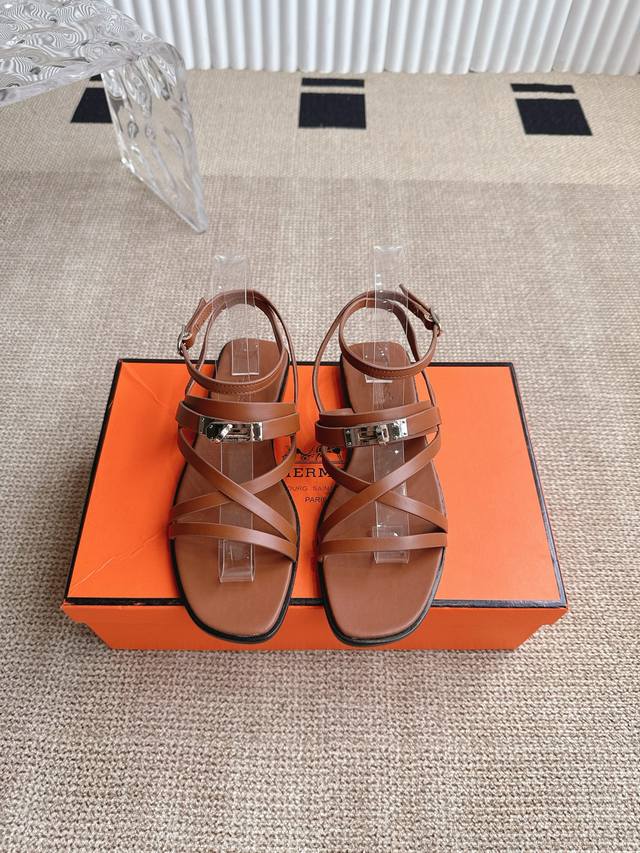 Hermes 25Ss Spring and Summer latest Kelly sandals classic version with highly r