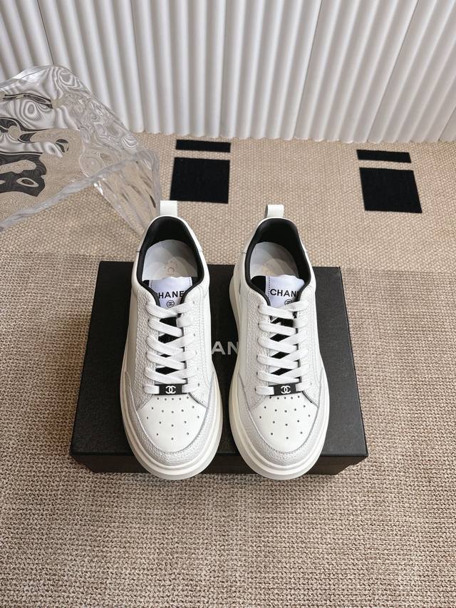 Chanel 25C spring and summer new sports shoes official website simultaneously so