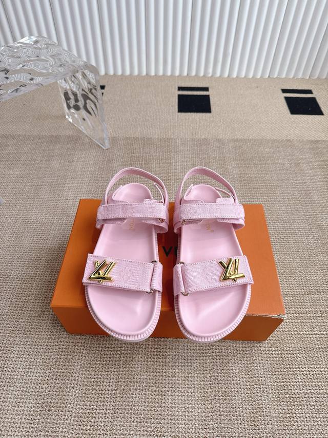Louis Vuitton new slippers are now on sale, high-end customization, beat all imi