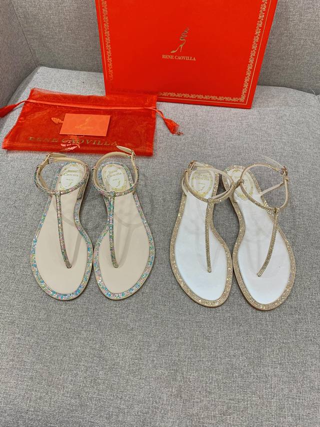 Factory price P Ren* Caovill* Flip-toe flat sandals with rhinestone decoration,