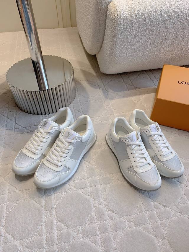 Factory price P Top version Louis Vuitt* Classic Runaway series sports shoes run