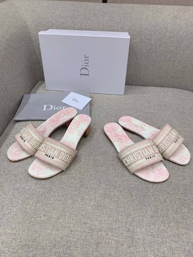 Factory Price P Dio* Classic jacquard summer sandals are classic and versatile a