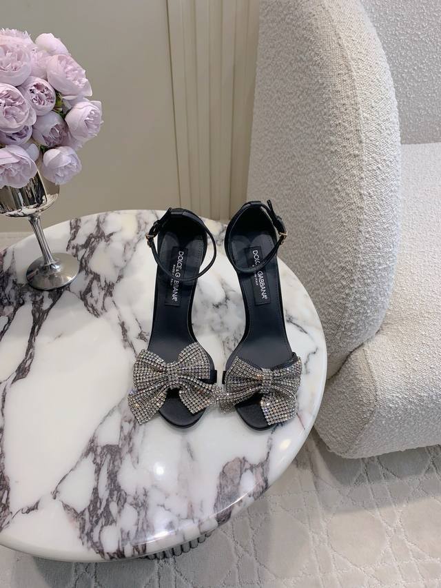 Factory Price P Dolce & Gabban*s new rhinestone bow high-heeled sandals Super he