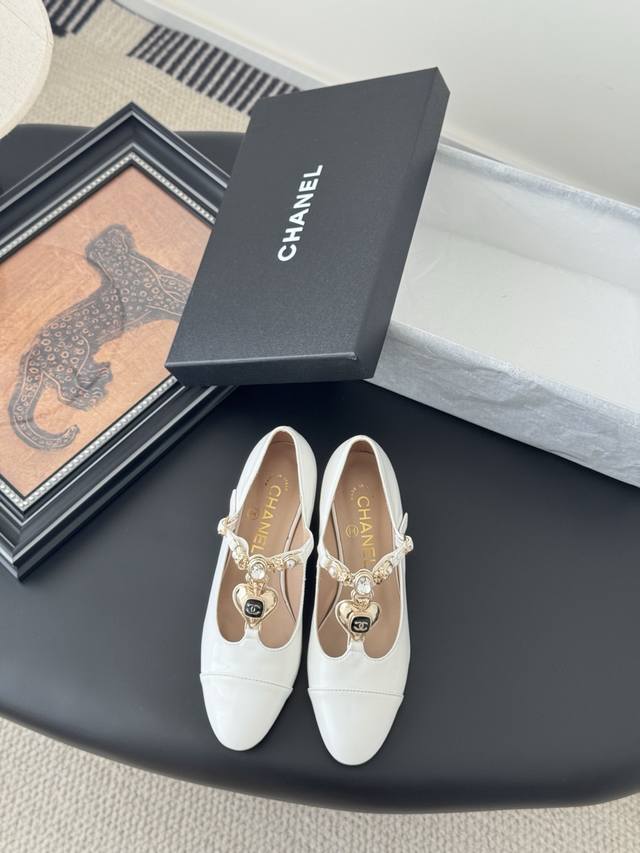 Chanel 25K new spring and summer love shoes This is a must-have on the list of b