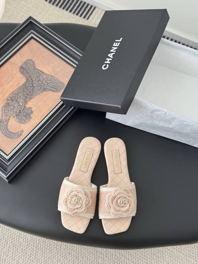 Chanel 25P new camellia slippers Each of the delicate flowers is embellished wit