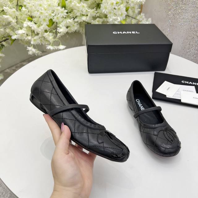 High version Chanel single shoes Chanel*