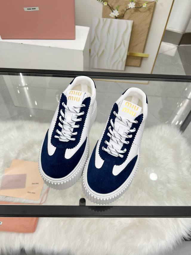 New Miu Miu models are on the market. Features: light, soft, heightened, comfort