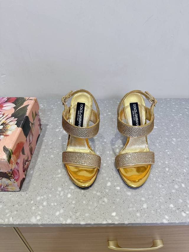Dolce & Gabbana 25Ss new spring and summer high-heeled sandals The collision of