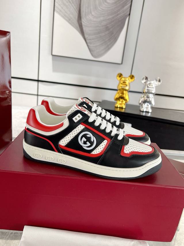 Couple's Gucci latest white shoes Couple's casual sports shoes Original purchase