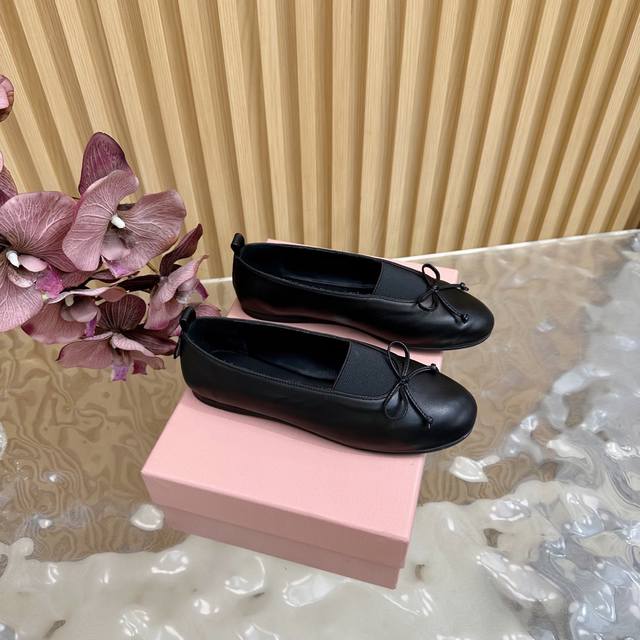 Miumiu 2025 Spring Show New Slip-on Lazy Mary Jane Ballet Shoes Official Spring