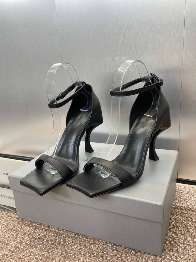 Factory P price P Balenciaga 2025 spring and summer new square toe high heel wom