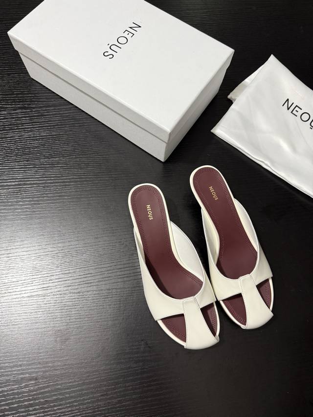 P: Neous new product Purchasing level Simple and sexy, any combination is attrac
