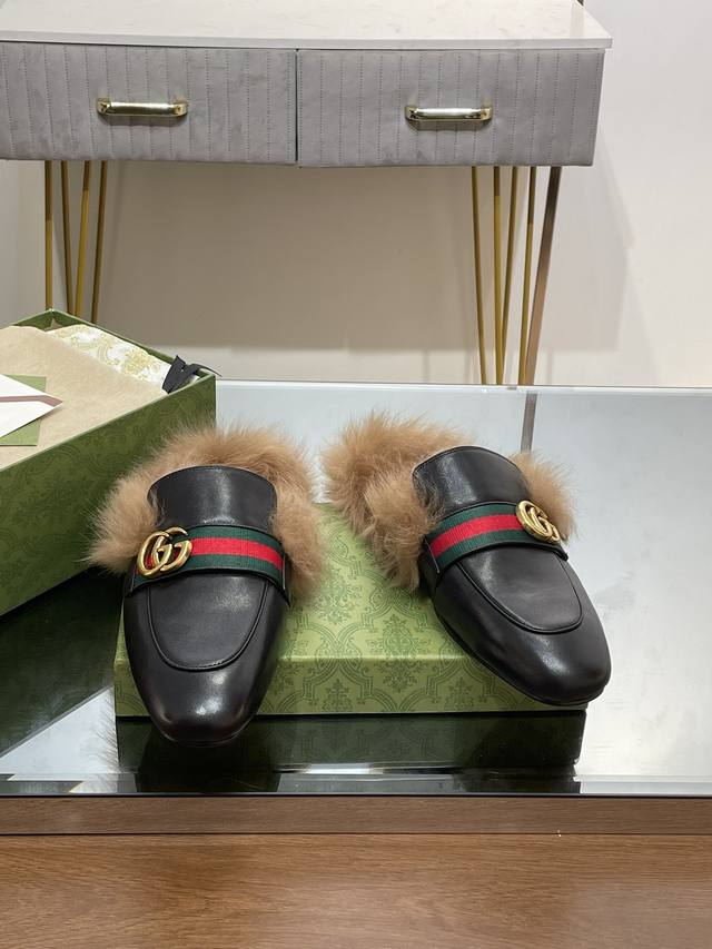 Gucci's classic black calfskin slippers Gucci high-end slippers 1:1 replica of t