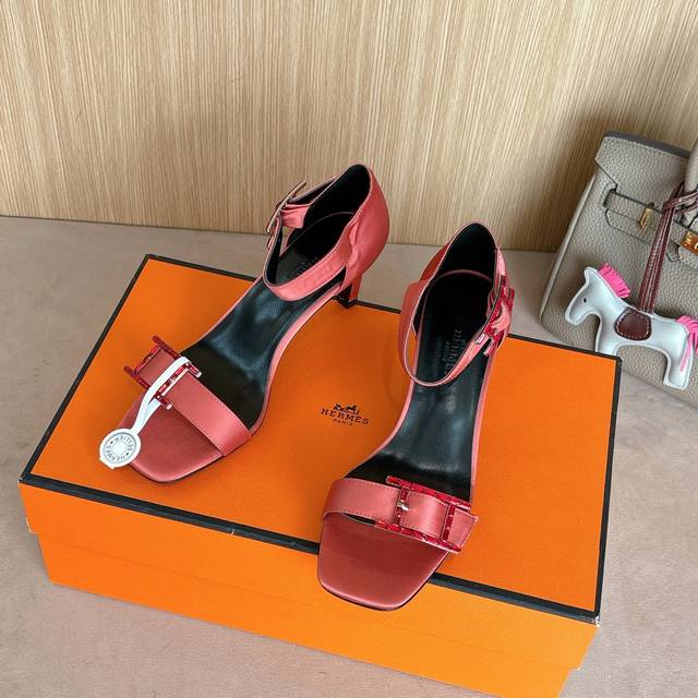 7Cm Picture New color Factory price P Hermes Judy 70 high-heeled sandals are fas