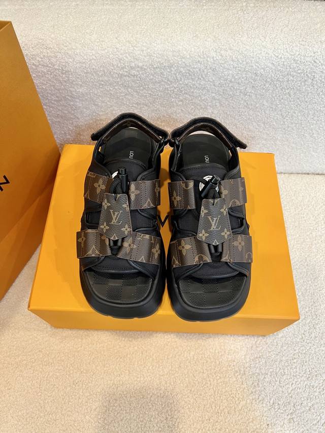 Louis *Uitton Lv European and American style fashion thick-soled sandals, the la