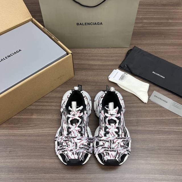 Top version Balenciaga Phantom Sneaker Balenciaga's new distressed 3Xl Logo stra