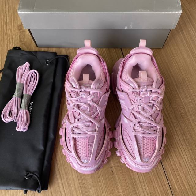 Top version Balenciaga 3.0 Graffiti Washed Color Three Generation Outdoor Concep
