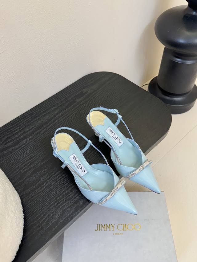 Jimmycho* new kitten heel high heel slippers is one of the brand's classic style