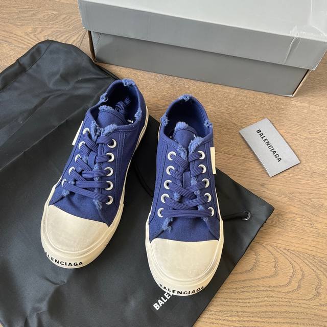 Top Balenciaga Paris 22 summer new product Paris worn and distressed casual blue