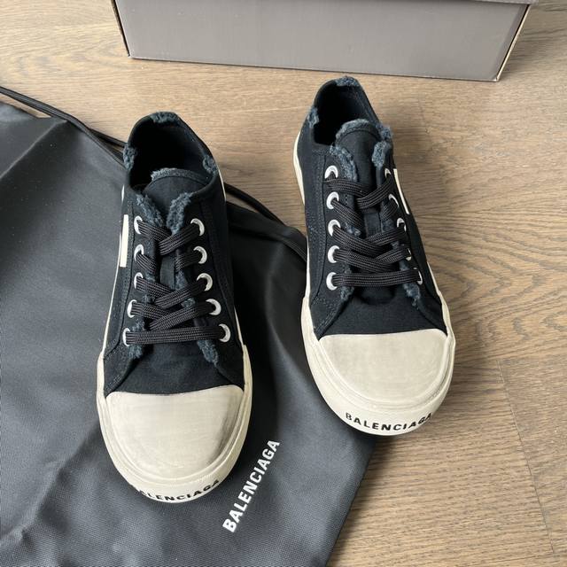 Top Balenciaga Paris 22 summer new product Paris worn and distressed casual blac