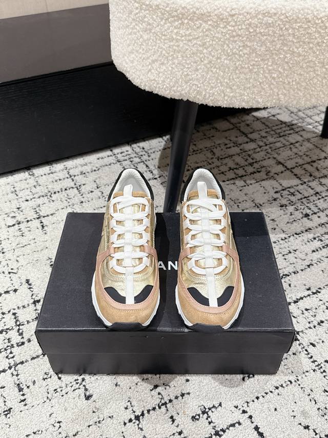Chane 25 New Casual Sneakers Highly recommended. This season's sneakers are real