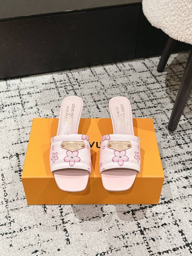 Takashi Murakami X Louis Vuitton Lily Cherry Series Open Toe Slippers It is hard