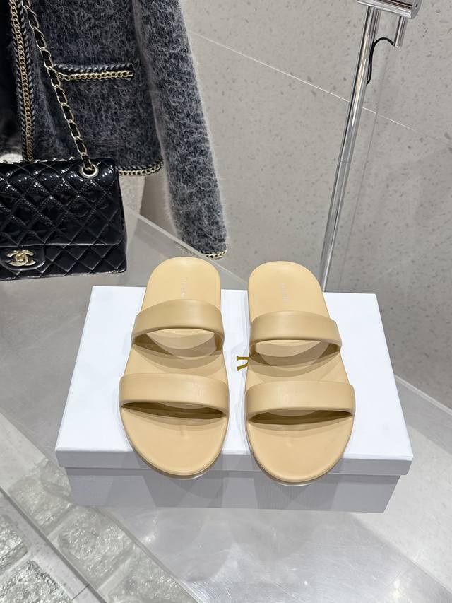 Top quality Therow 25Ss new one-piece two-strap rubber slippers Double-strap sli