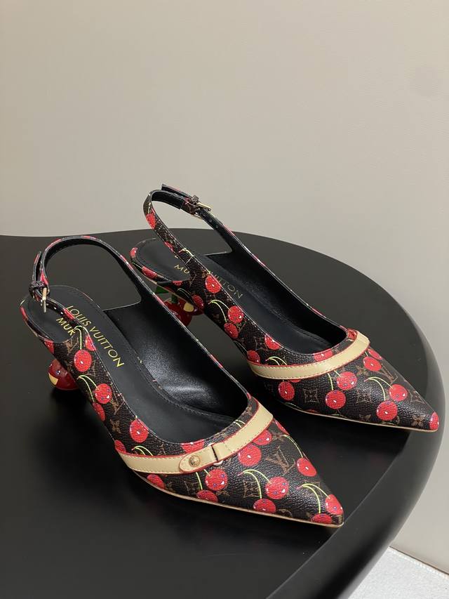 25Ss Spring and Summer New Louis Vuitton