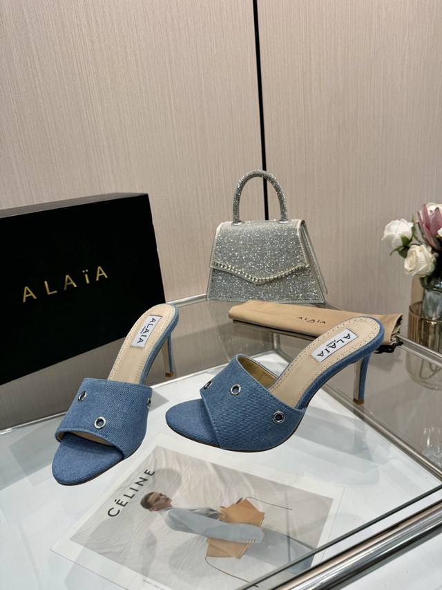 Alaia. 8 colors available, heel height 8cm, size 35-42, factory price P