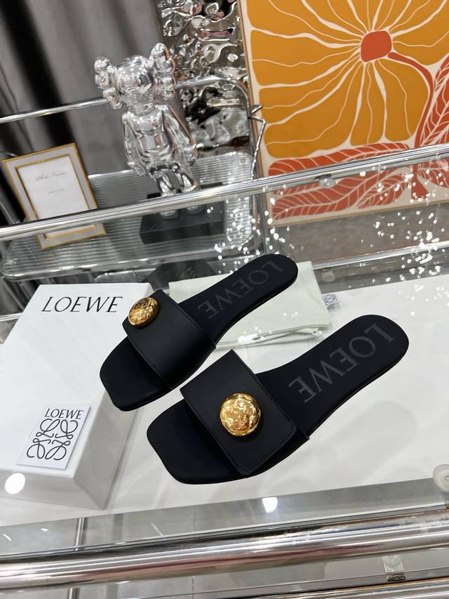 Loewe's new slippers 35-43. Like rubber sole, leather sole