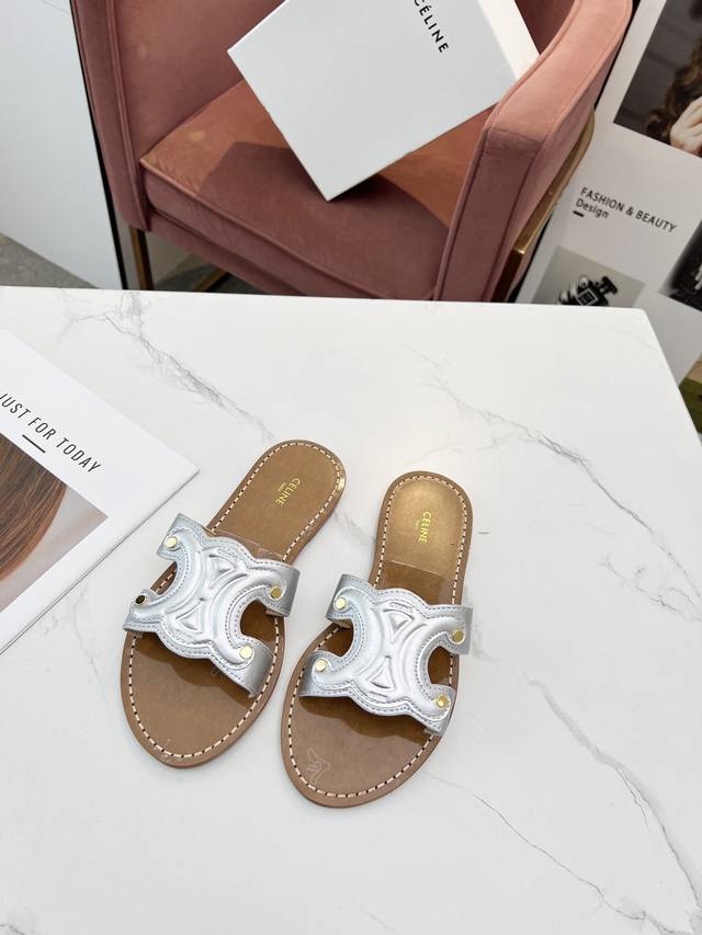 Leather sole Rubber sole Celine's new spring and summer thong shoes are made of