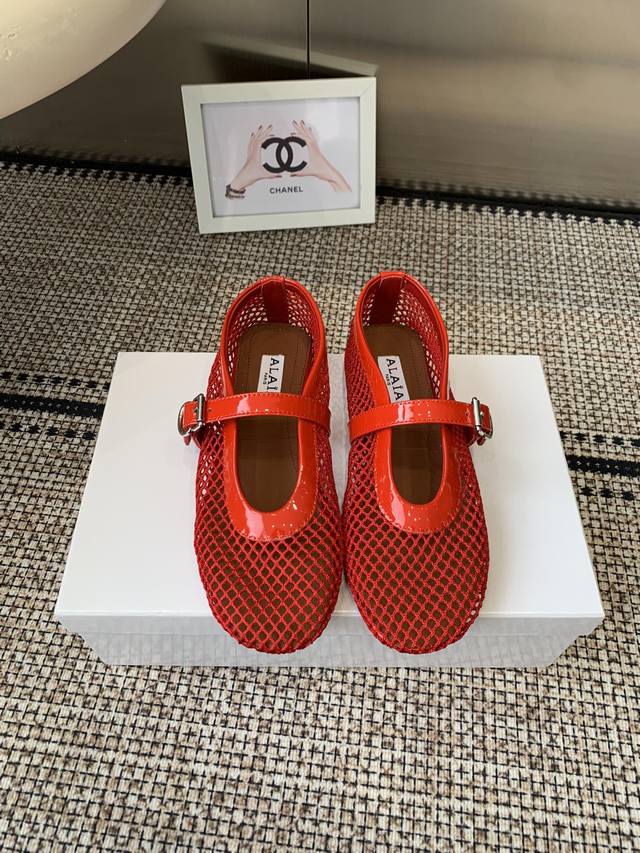 25Ss New Alaia French Fairy Ballet Shoes are purchased from Zp, developed and ma