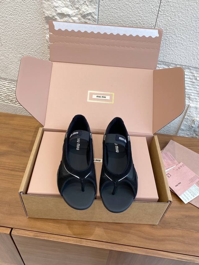 Top version: Dongguan goods Miu Miu 25Ss spring and summer new clip-toe open-toe