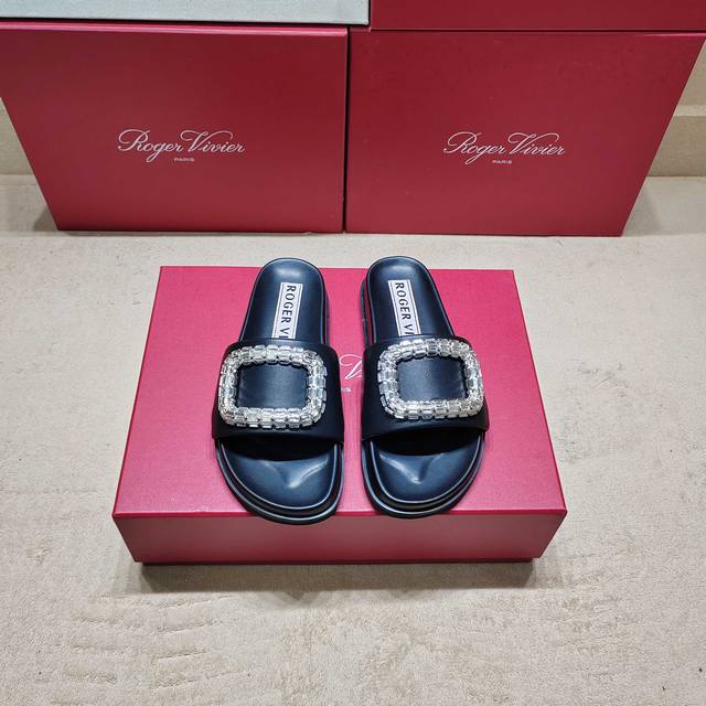 225 counter new Viv Run series square diamond casual sandals, top-notch new arri