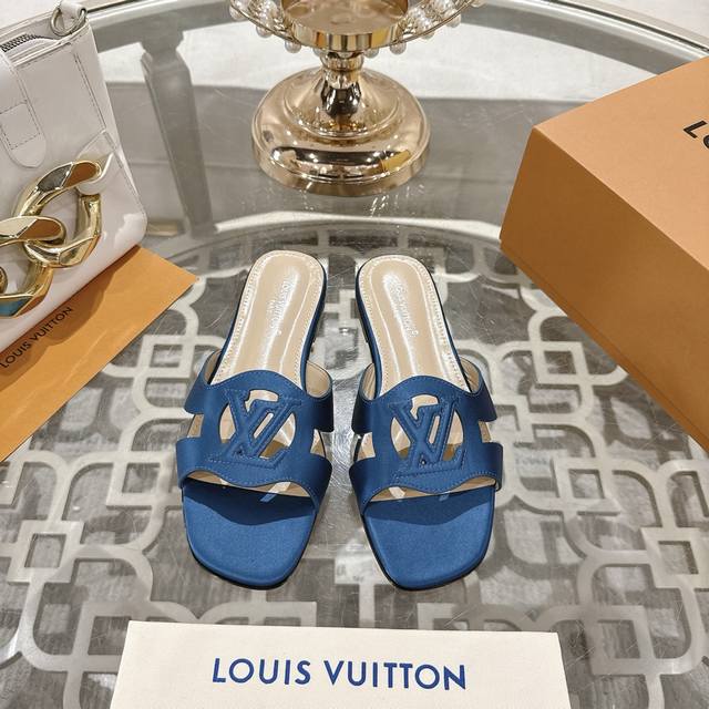 Lv Louis Vuitton 25 2025 Spring and Summer new top version The latest V-shaped s