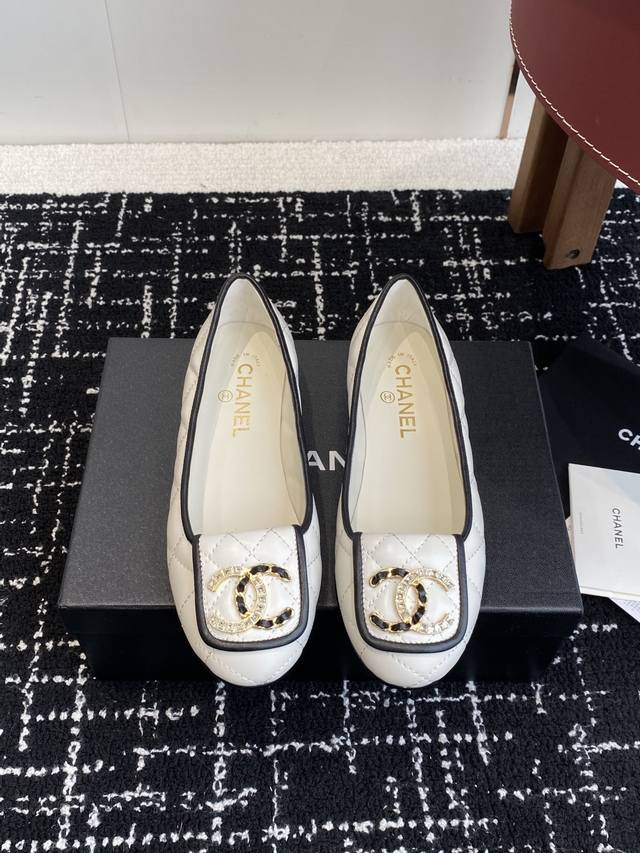 Purchasing-level Chanel 25Ss spring and summer series ballet shoes retro style i