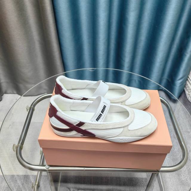 Miu Mi* Spring and Summer New Products Purchasing Level I am a detail control Fa