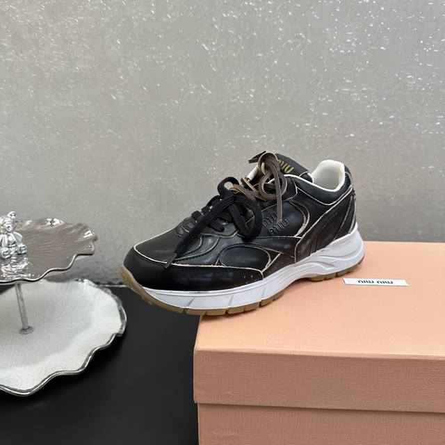 Miumiu Miu Miu 25 latest catwalk retro old casual sneakers dad shoes Original pu