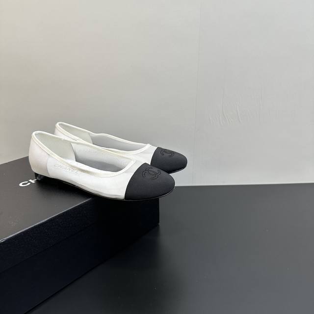 Chanel Coco Beach 2025 Mesh Ballet Flats A pair of small shoes for a super princ