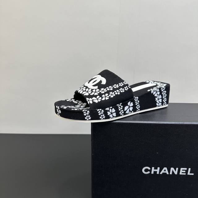 Chanel Chanel style Double C printed denim bread lazy thick-soled slippers Super