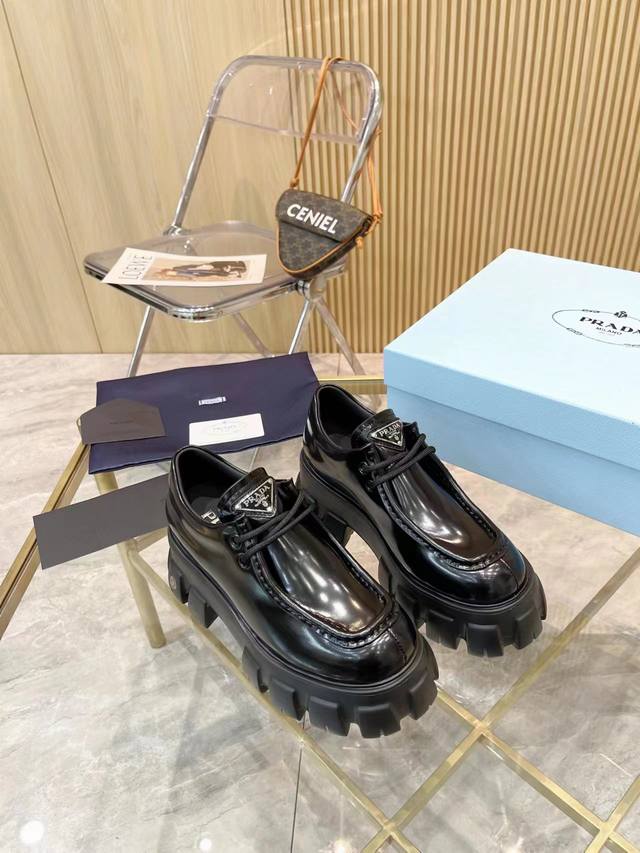 P Prada's new black open-edge bead calfskin + cowhide pads thick-soled casual le