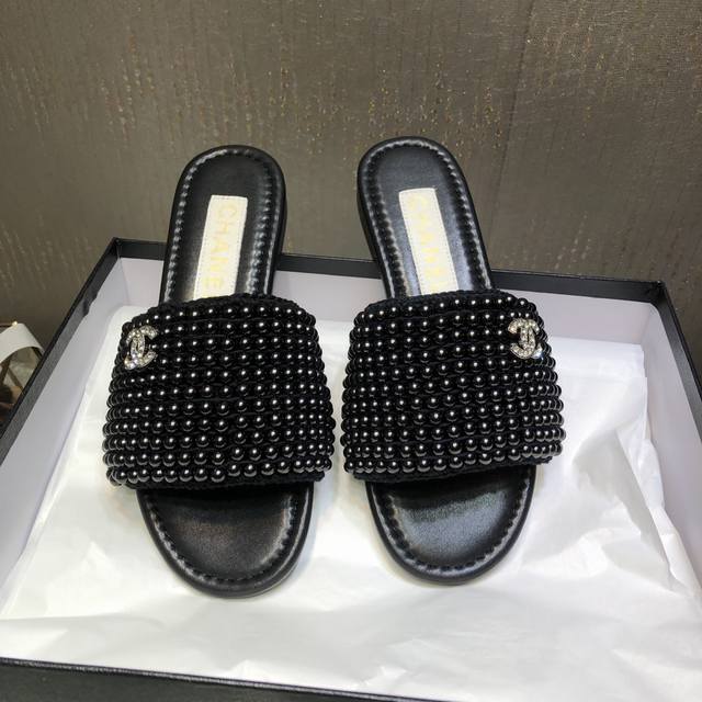 ~ Chane* Xiaoxiang 24P Spring and Summer new pearl slippers, a pair of uppers wi