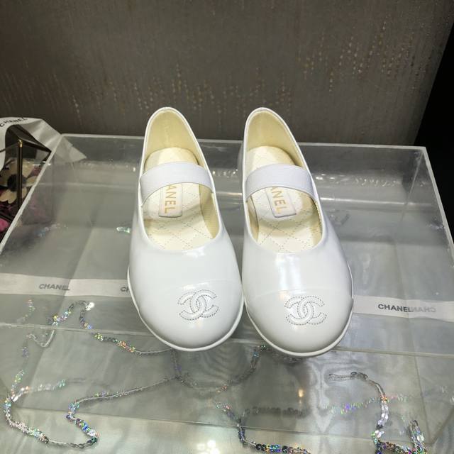 ~ Chan*L Chanel 25C early spring Milan catwalk style super hot Mary Jane single
