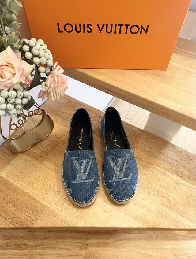 Women's Men's 200 Brand: Louis Vuitton Product Name: Louis Vuitton Men's and Wom