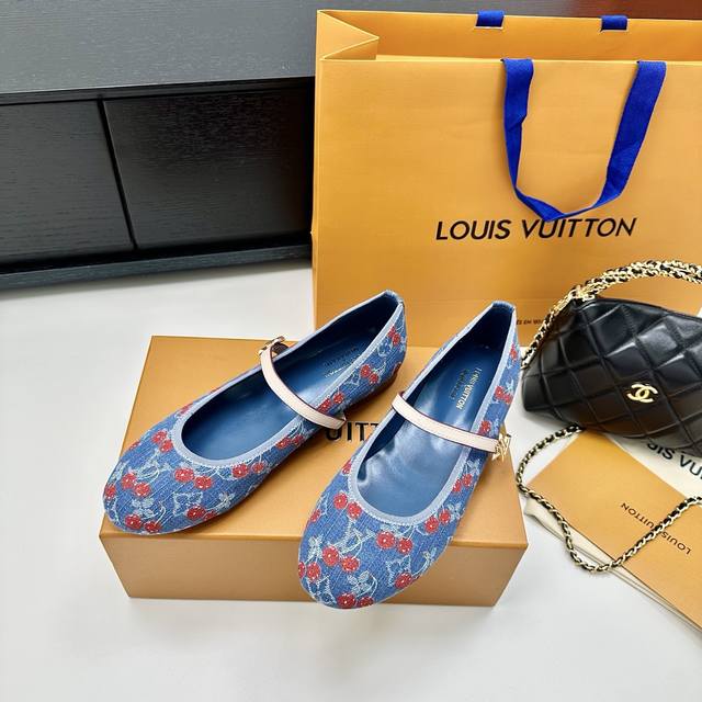 Lv Donkey 25th new Lv X Tm Mory series cherry embroidered flat ballet shoes Regu