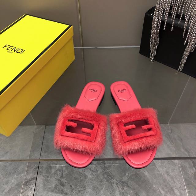 2025- Fendi series of fur slippers, top-notch new products, every year, Ff slipp
